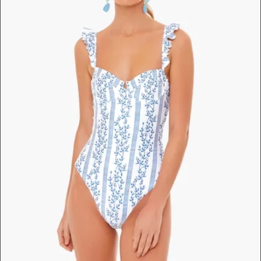 Agua Bendita one piece swimsuit, size small, NWT